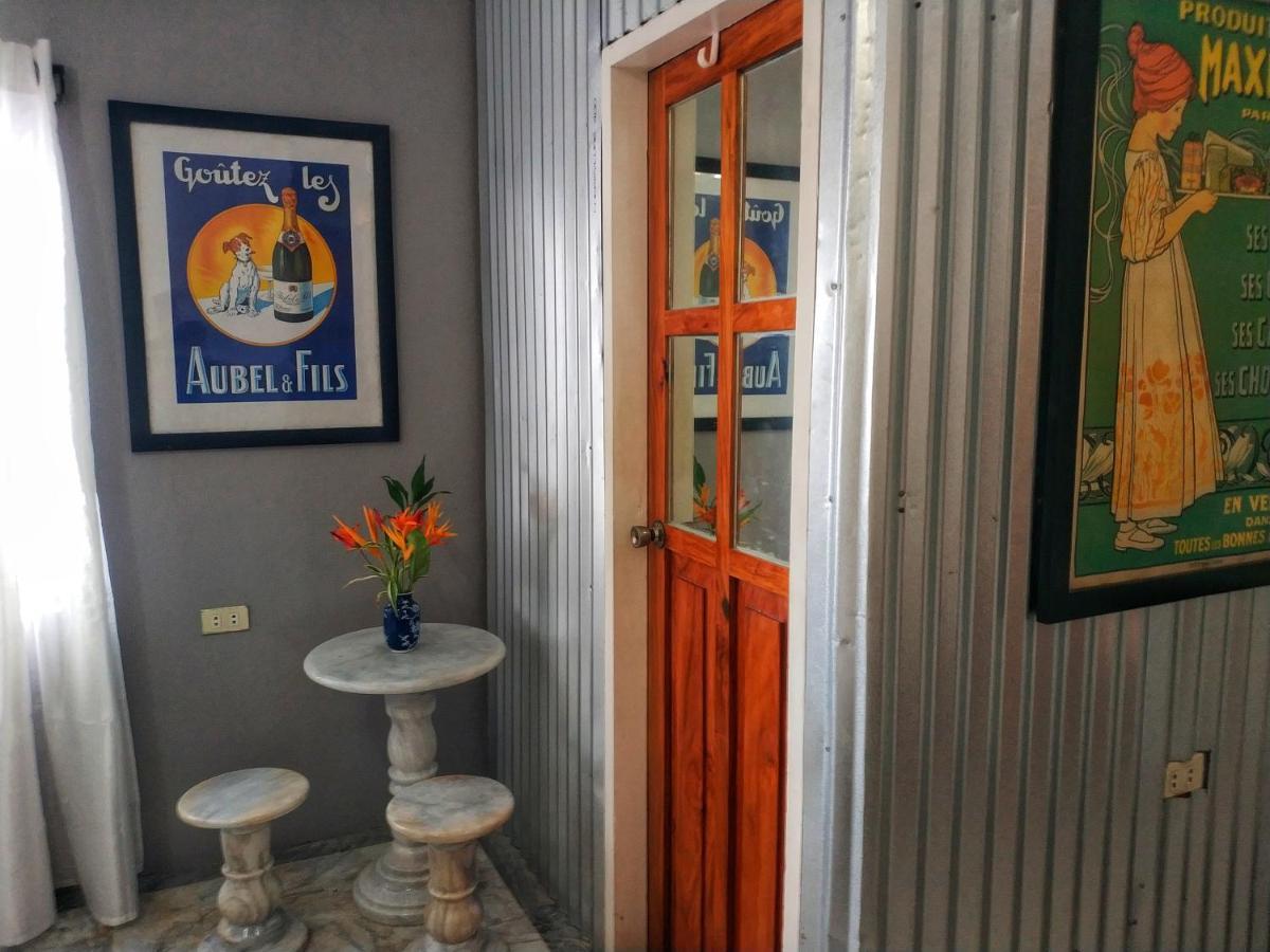 Romblon Stone Creek House Bed & Breakfast エクステリア 写真