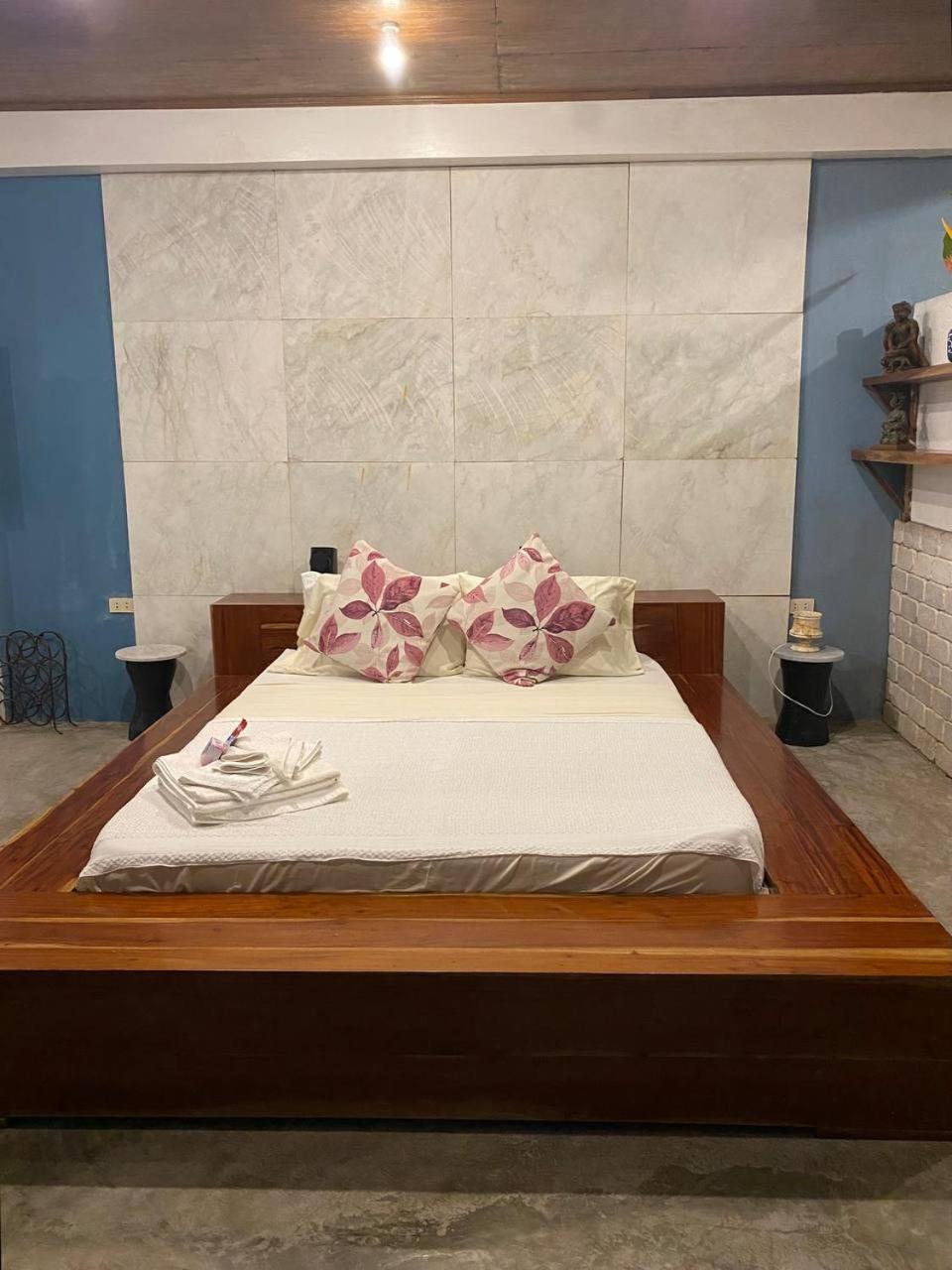 Romblon Stone Creek House Bed & Breakfast エクステリア 写真